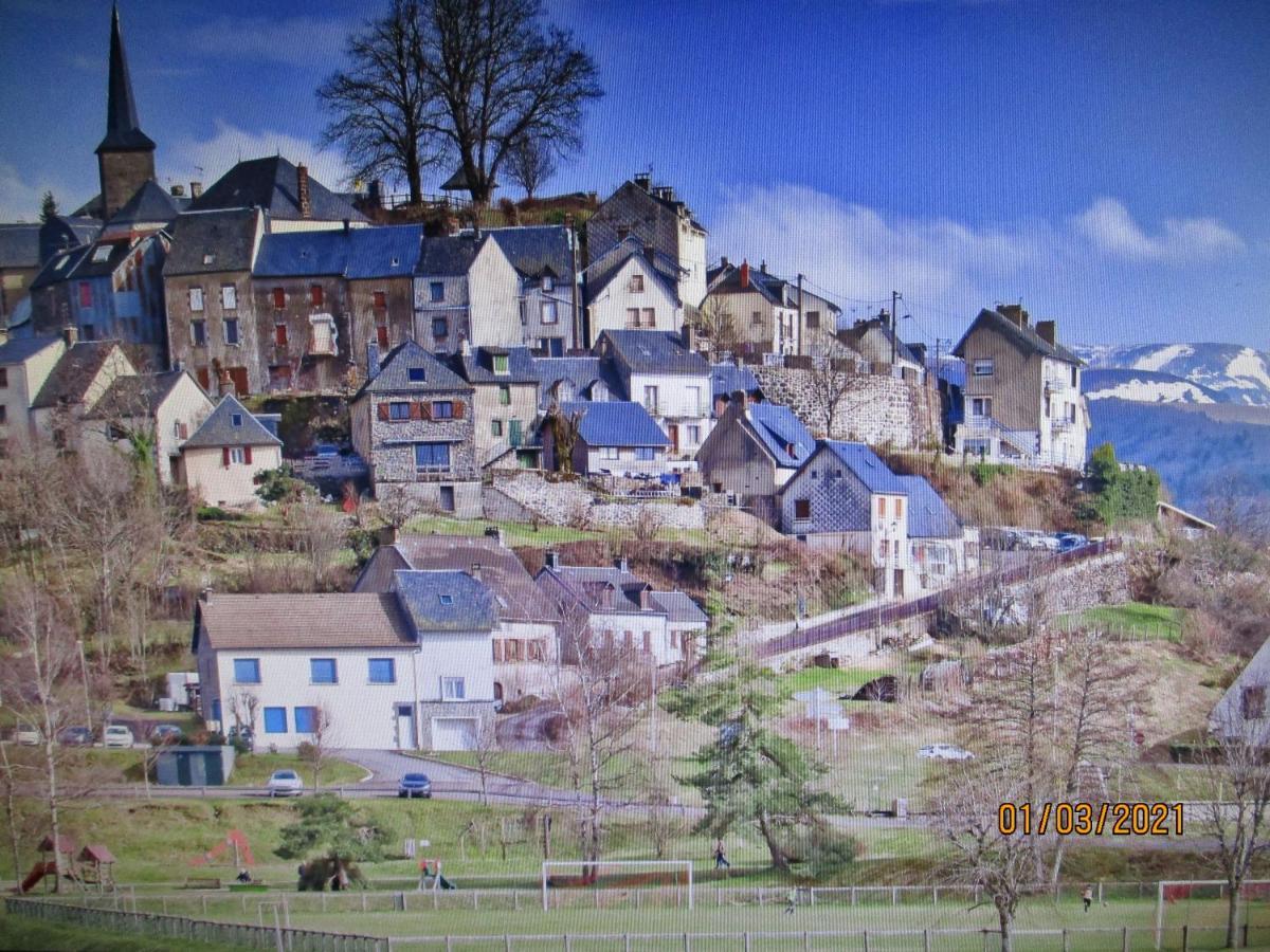 Bellevue La Tour-dʼAuvergne Exterior foto